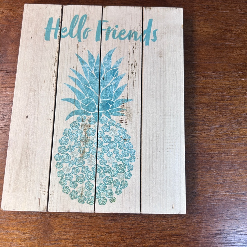 Hello Friends Pineapple Wall Decor